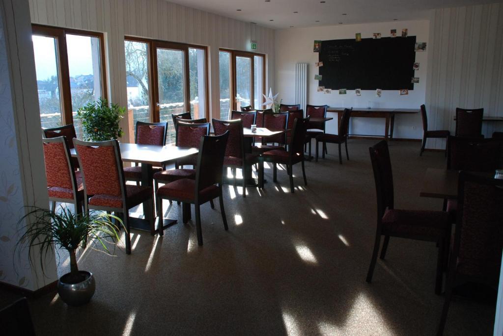 Hotel Hinter Den Spiegeln Heimbach Exterior foto