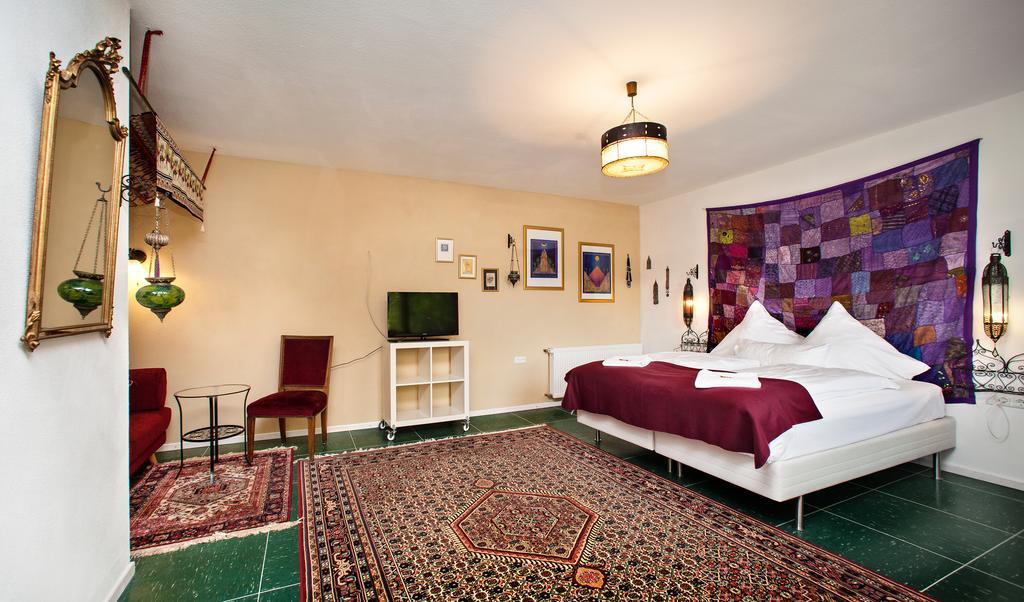 Hotel Hinter Den Spiegeln Heimbach Habitación foto
